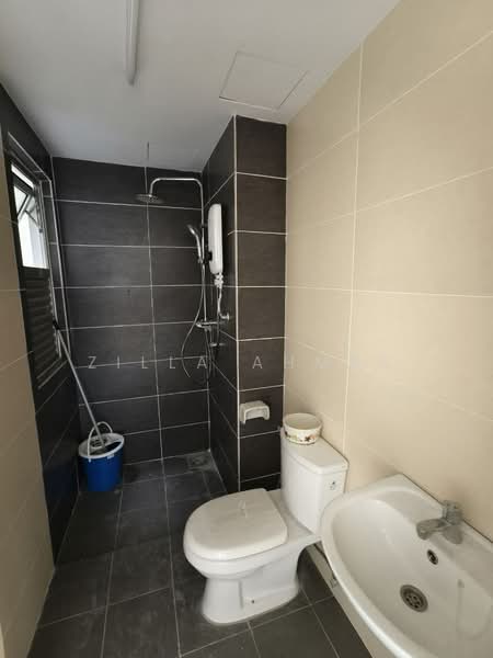Aspire Residence untuk Untuk Disewa - RM 1,250 /bulan, Mac 2026 - Bathroom - PropertyGuru.com.my
