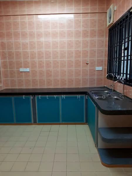 2-storey Terraced House for Sale in Taman Setia Indah (Tebrau) - Evelyn Heng - Kitchen - PropertyGuru.com.my