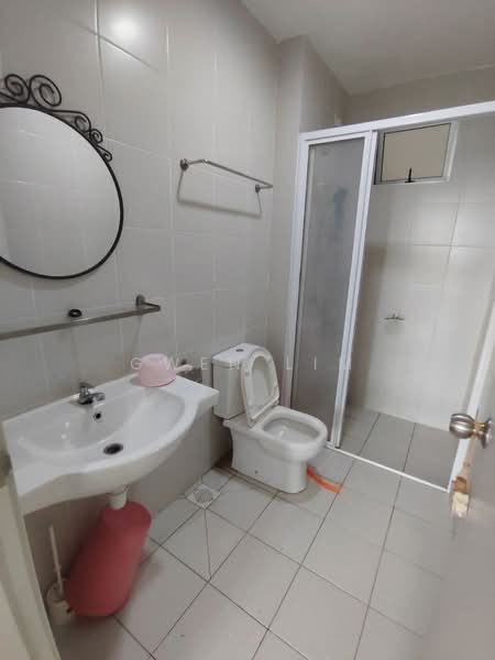Service Residence for Rent at Meridin Bayvue Serviced Apartment - Gwen Lim - Bathroom - PropertyGuru.com.my
