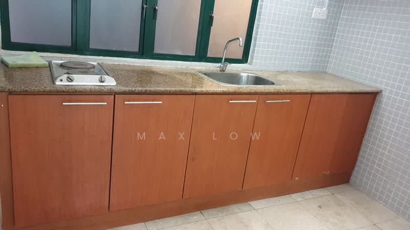 Condominium for Rent at 10 Semantan Suites - Max Low - Kitchen - PropertyGuru.com.my