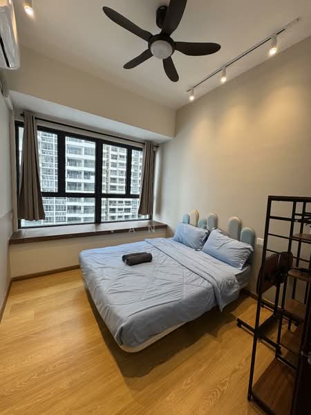 Kings Bay @ Country Garden Danga Bay untuk Untuk Disewa - RM 2,399 /bulan, Mac 2026 - Bedroom - PropertyGuru.com.my