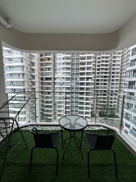 Kings Bay @ Country Garden Danga Bay untuk Untuk Disewa - RM 2,399 /bulan, Mac 2026 - Balcony - PropertyGuru.com.my