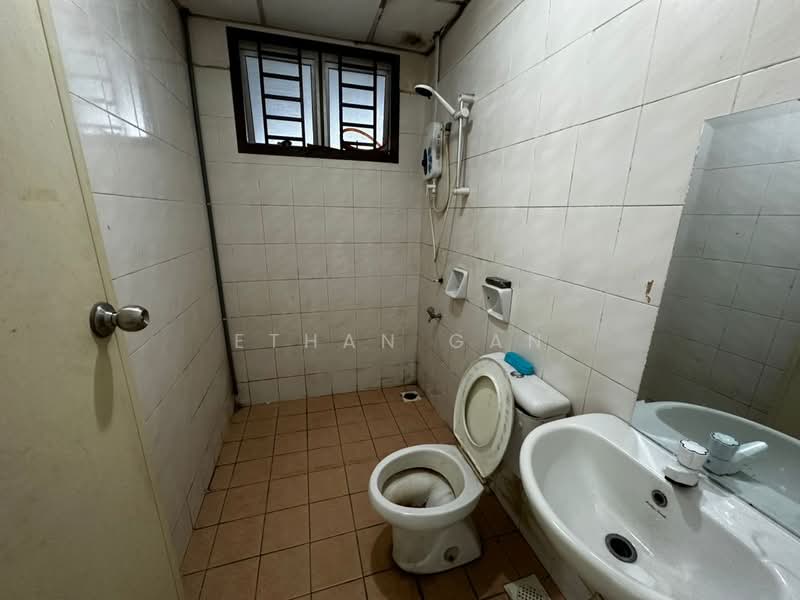 Service Residence for Sale at Nusa Perdana Apartment - Ethan Gan - Bathroom - PropertyGuru.com.my