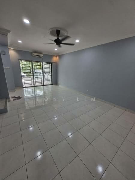 Seri Austin Seri Austin Seris Austins untuk Untuk Disewa - RM 2,000 /bulan, Mac 2026 - Living Room - PropertyGuru.com.my