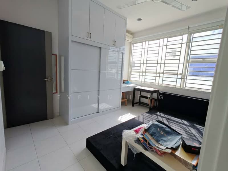 2.5-storey Terraced House for Sale in Taman Setia Indah (Tebrau) - Evelyn Heng - Bedroom - PropertyGuru.com.my