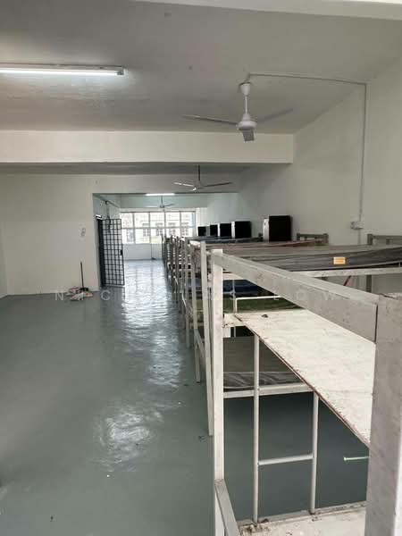 Office for Rent in Taman Desa Cemerlang (Ulu Tiram) - Nicholas Low - Interior - PropertyGuru.com.my