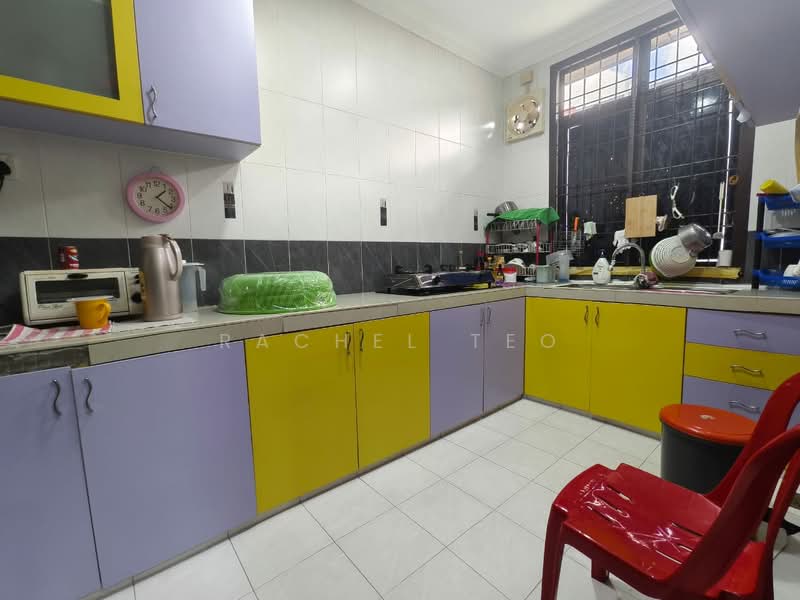 Taman Desa Tebrau untuk Untuk Dijual - RM 690,000, Mac 2026 - Kitchen - PropertyGuru.com.my