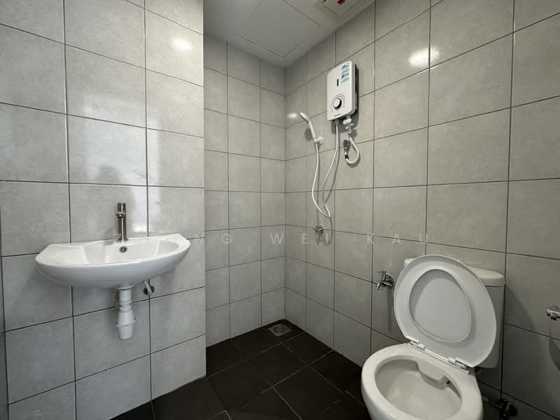 Apartment for Sale at Hana @ Eco Ardence - Zhong Wei Kau - Bathroom - PropertyGuru.com.my