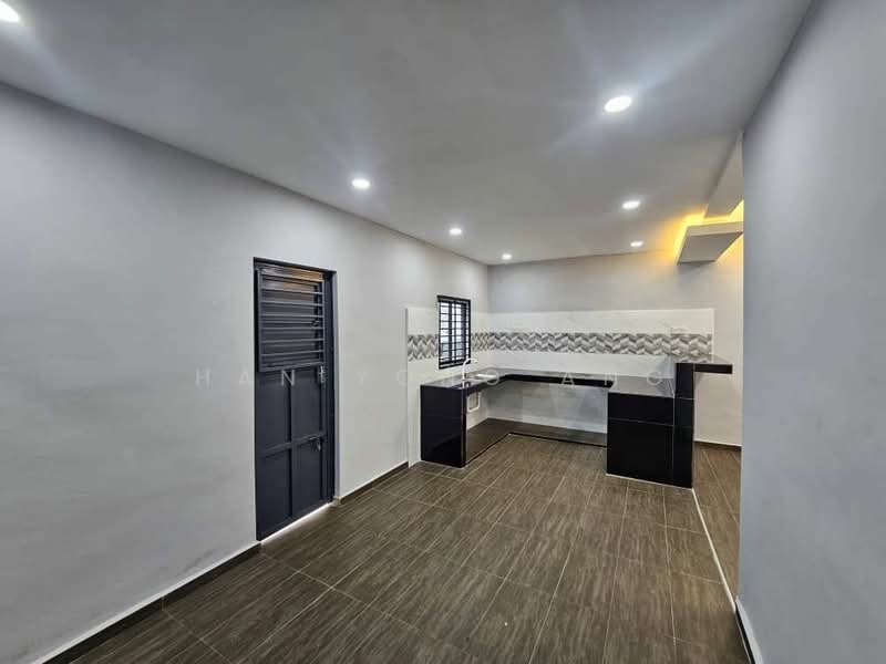 Rumah Teres 2 Tingkat untuk Dijual di Bukit Indah (Iskandar Puteri (Nusajaya)) - Han Yong Ang - Kitchen - PropertyGuru.com.my