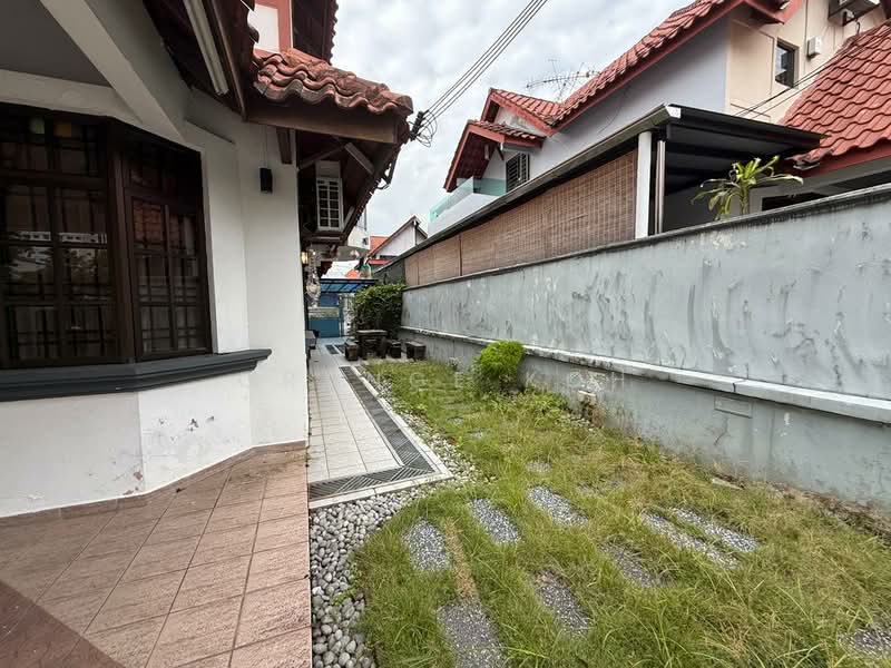1.5-storey Terraced House for Sale in Taman Pelangi Indah (Ulu Tiram) - Orange Koh - PropertyGuru.com.my