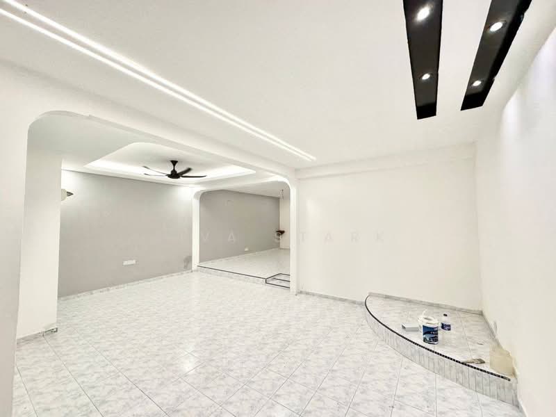 2-storey Terraced House for Sale in Johor Bahru (Johor) - Siva Stark - Living Room - PropertyGuru.com.my