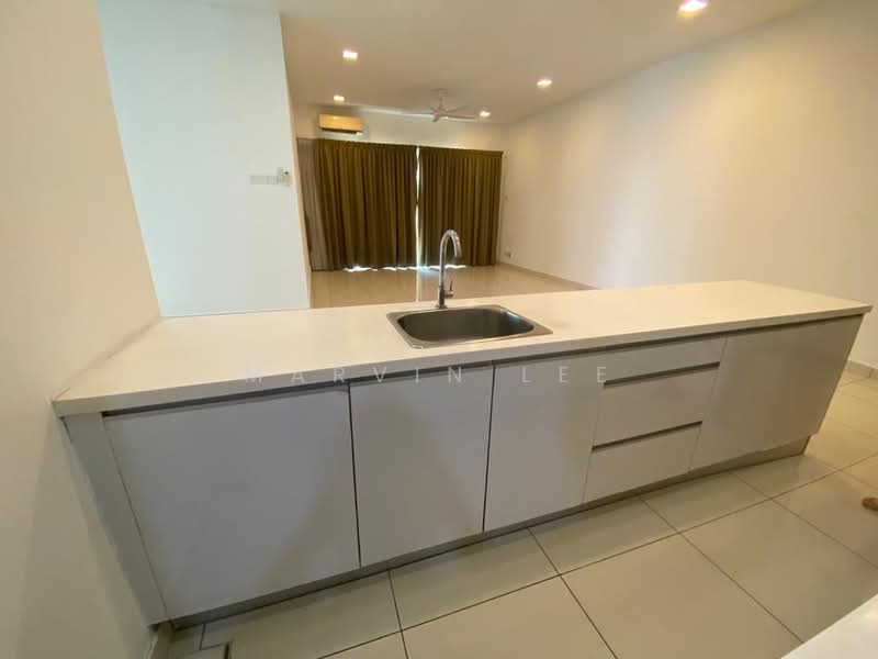 Sri Putramas III / Royal Regent untuk Untuk Dijual - RM 680,000, Mac 2026 - Kitchen - PropertyGuru.com.my