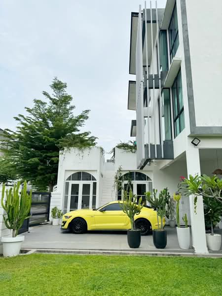 Semi-Detached House for Sale in Kajang (Selangor) - Kyra Afnee - Exterior - PropertyGuru.com.my