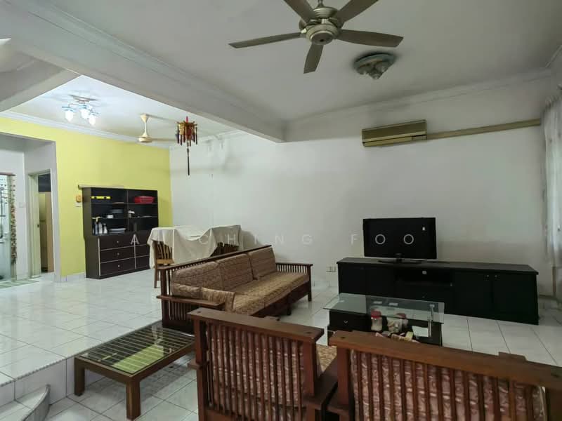 2-storey Terraced House for Sale in Taman Perling (Perling) - Arnch Foo - Living Room - PropertyGuru.com.my