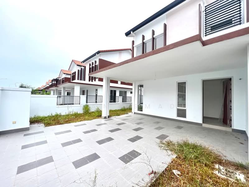 Semi-Detached House for Sale in Bangi (Selangor) - Imran Ismadi - Exterior - PropertyGuru.com.my