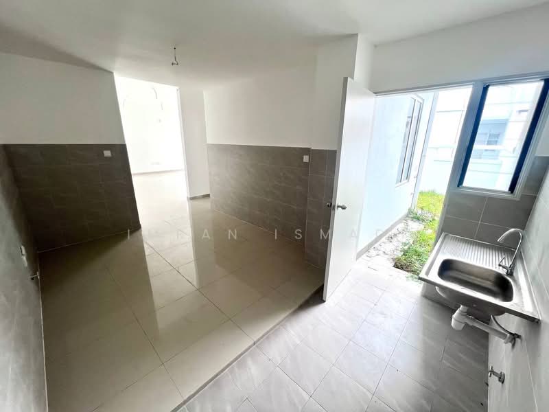Semi-Detached House for Sale in Bangi (Selangor) - Imran Ismadi - Interior - PropertyGuru.com.my