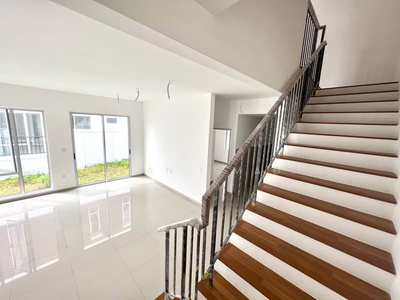 Semi-Detached House for Sale in Bangi (Selangor) - Imran Ismadi - Living Room - PropertyGuru.com.my