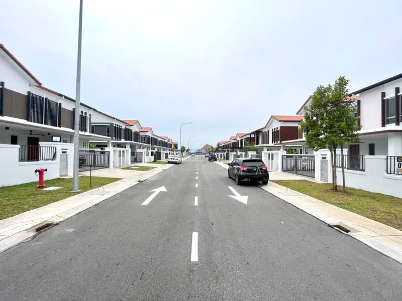 Semi-Detached House for Sale in Bangi (Selangor) - Imran Ismadi - Exterior - PropertyGuru.com.my