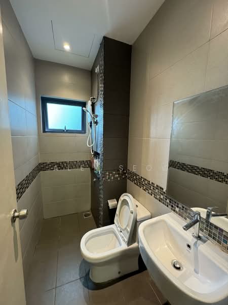 Condominium for Rent at The Vyne - Alex Seow - Bathroom - PropertyGuru.com.my