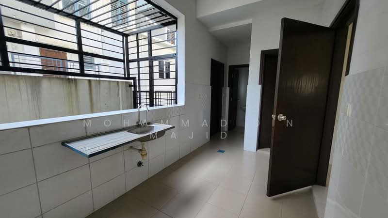 3-storey Terraced House for Sale in Denai Alam (Shah Alam) - Mohammad Din Majid - PropertyGuru.com.my