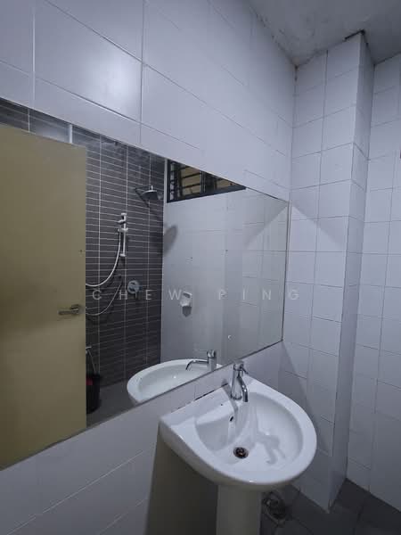 Palazio untuk Untuk Dijual - RM 258,000, Mac 2026 - Bathroom - PropertyGuru.com.my