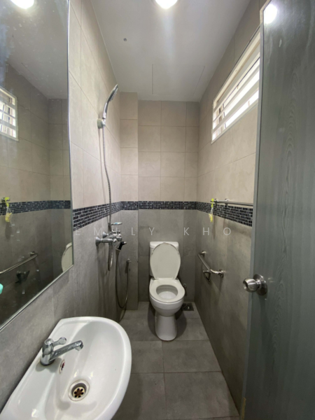 Aqua Villa untuk Untuk Disewa - RM 2,900 /bulan, Mac 2026 - Bathroom - PropertyGuru.com.my