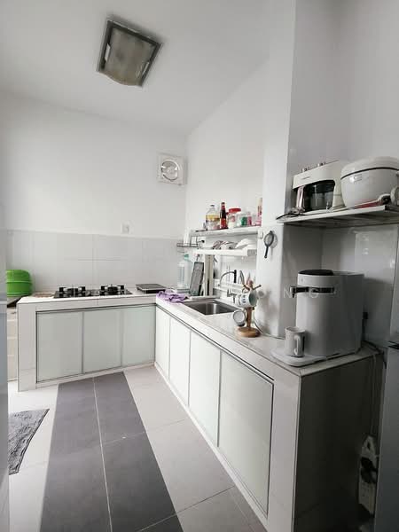 Cluster House for Sale in Setia Tropika (Johor Bahru) - Janlly Jong - Kitchen - PropertyGuru.com.my