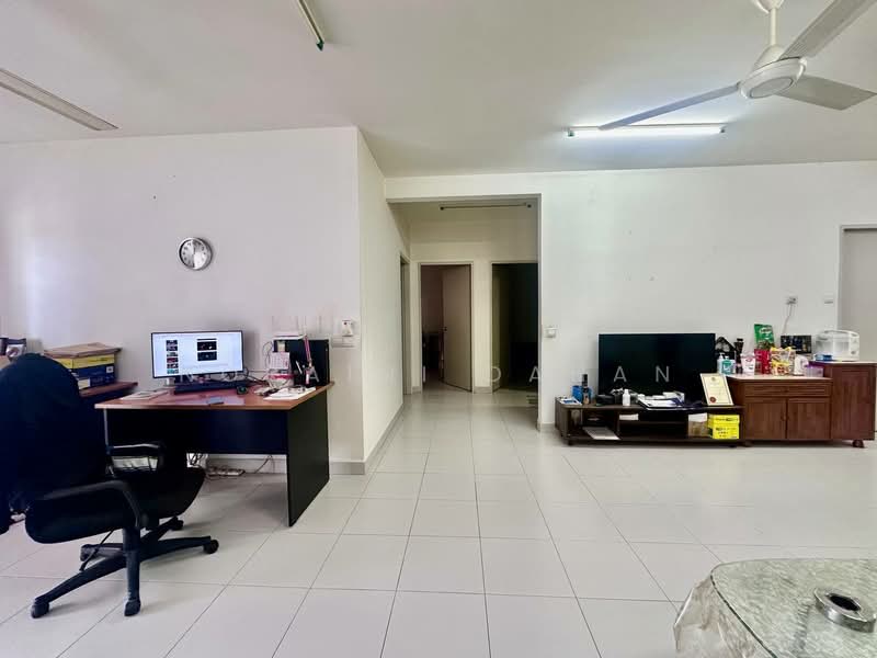 D'Cerrum Apartment untuk Untuk Dijual - RM 290,000, Mac 2026 - Living Room - PropertyGuru.com.my