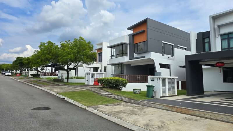 Semi-Detached House for Sale in Setia Ecohill (Semenyih) - Sharon Khong - Exterior - PropertyGuru.com.my