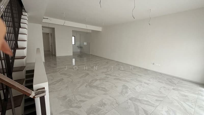 2.5-storey Terraced House for Sale in Taman Bukit Serdang (Seri Kembangan) - John Tan - Interior - PropertyGuru.com.my