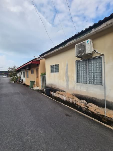 1-storey Terraced House for Sale in Taman Seri Pinang (Butterworth) - Alex Ho - Exterior - PropertyGuru.com.my