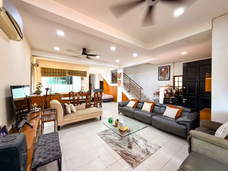 2-storey Terraced House for Sale in Bukit Bandaraya (Bangsar) - BILYA ARIFF - Living Room - PropertyGuru.com.my
