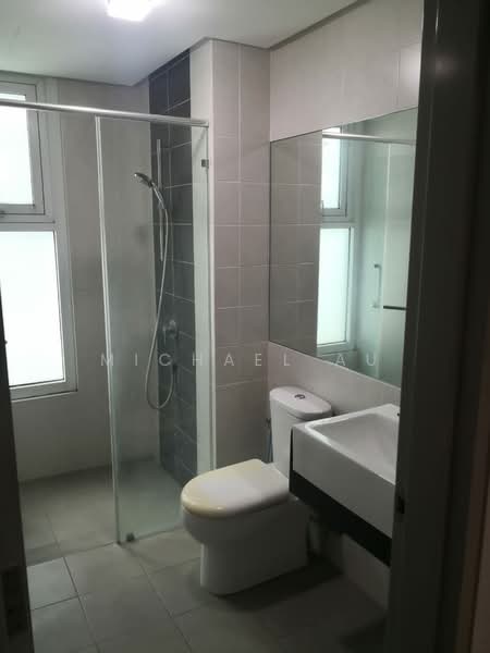 Servis Apartment untuk Dijual di V Residence 3 @ Sunway Velocity - Michael Au - Bathroom - PropertyGuru.com.my