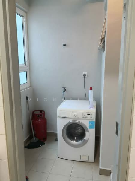 Servis Apartment untuk Dijual di V Residence 3 @ Sunway Velocity - Michael Au - Interior - PropertyGuru.com.my