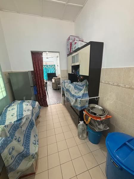1-storey Terraced House for Sale in Taman Setia Indah (Tebrau) - Ee Fong Toh - Kitchen - PropertyGuru.com.my