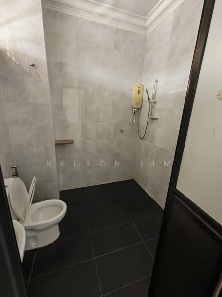 2-storey Terraced House for Rent in Permas Jaya (Johor) - Nelson Lim - Bathroom - PropertyGuru.com.my