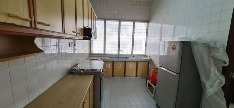 Putri Indah Condominium untuk Untuk Disewa - RM 2,500 /bulan, Mac 2026 - Kitchen - PropertyGuru.com.my