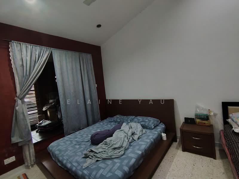 1-storey Terraced House for Sale in Bandar Baru Sri Petaling (Sri Petaling) - Elaine Yau - Bedroom - PropertyGuru.com.my