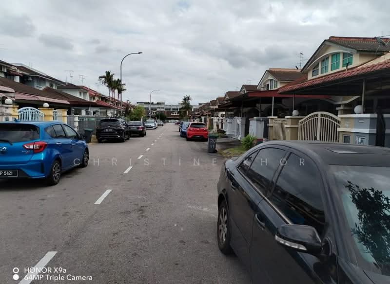 1-storey Terraced House for Sale in Taman Gaya (Ulu Tiram) - Christine Khor - Exterior - PropertyGuru.com.my