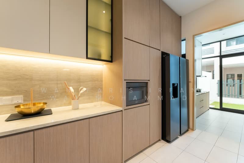 Bungalow for Sale in Kajang (Selangor) - Wan Faris Irfan Wan Mohammad - Kitchen - PropertyGuru.com.my
