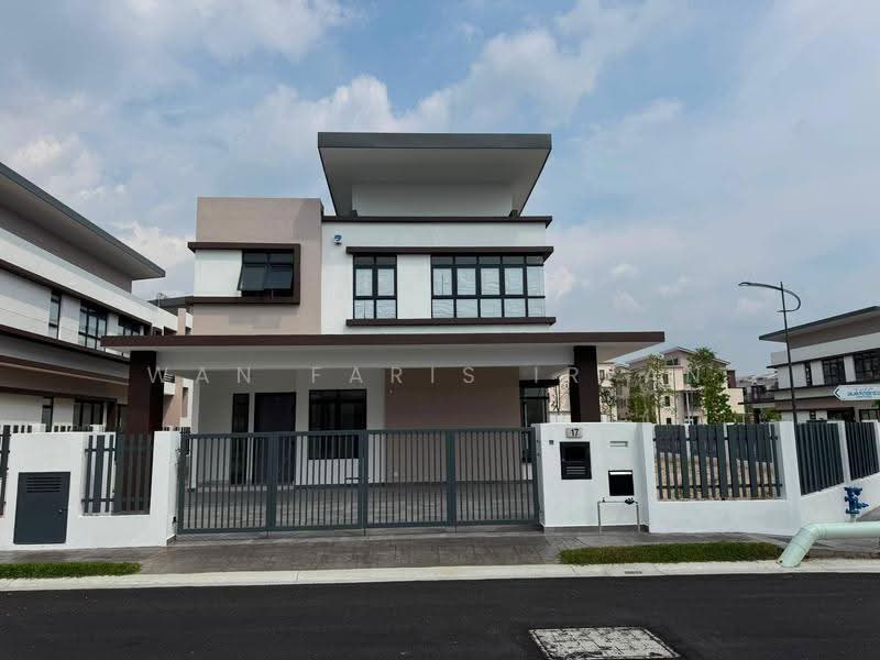 Bungalow House for Sale in Kajang (Selangor) - Wan Faris Irfan Wan Mohammad - Exterior - PropertyGuru.com.my