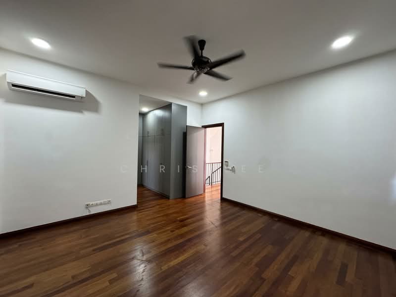 Semi-Detached House for Rent in Telok Panglima Garang (Selangor) - Chris Lee - Bedroom - PropertyGuru.com.my