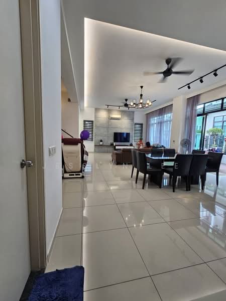 Semi-Detached House for Sale in Eco Majestic (Semenyih) - Jesslyn Lee - Living Room - PropertyGuru.com.my