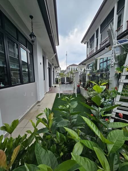Semi-Detached House for Sale in Eco Majestic (Semenyih) - Jesslyn Lee - Exterior - PropertyGuru.com.my