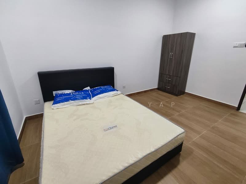 Condominium for Sale at Hillcrest Heights - Jeffrey Yap - Bedroom - PropertyGuru.com.my