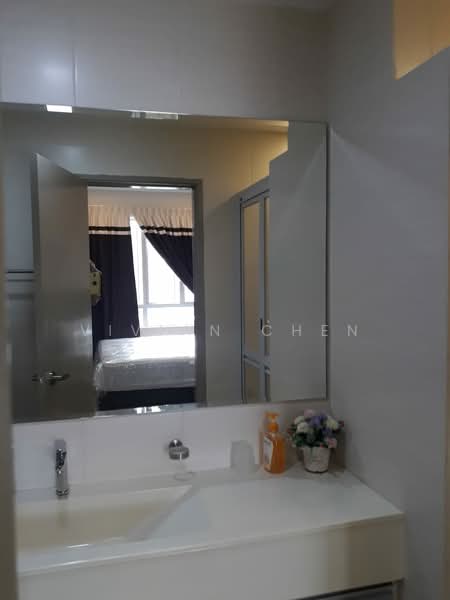 Service Residence for Sale at Platinum Lake PV 21 - Vivian Chen - Master Bathroom - PropertyGuru.com.my