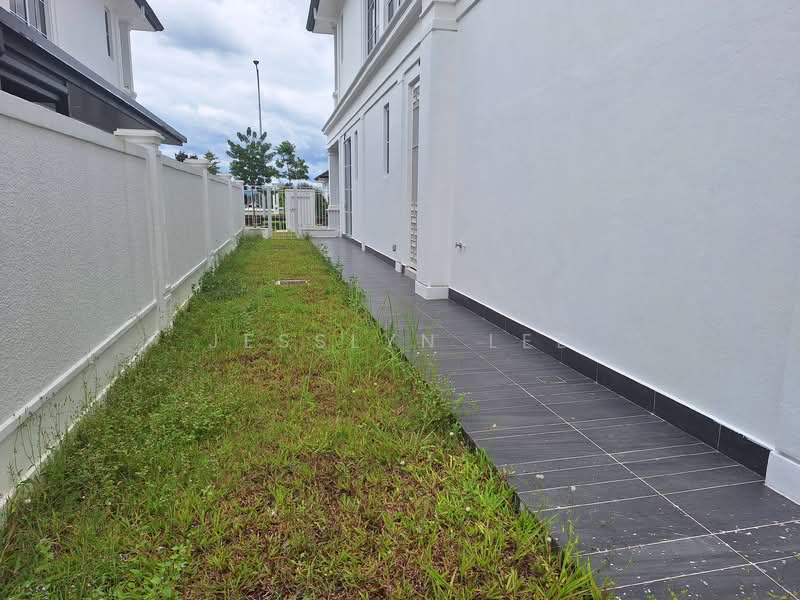 Bungalow House for Sale in Eco Majestic (Semenyih) - Jesslyn Lee - Exterior - PropertyGuru.com.my