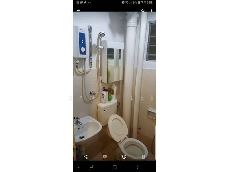 Service Residence for Sale at Suria Kinrara - Sandy Lee - Bathroom - PropertyGuru.com.my