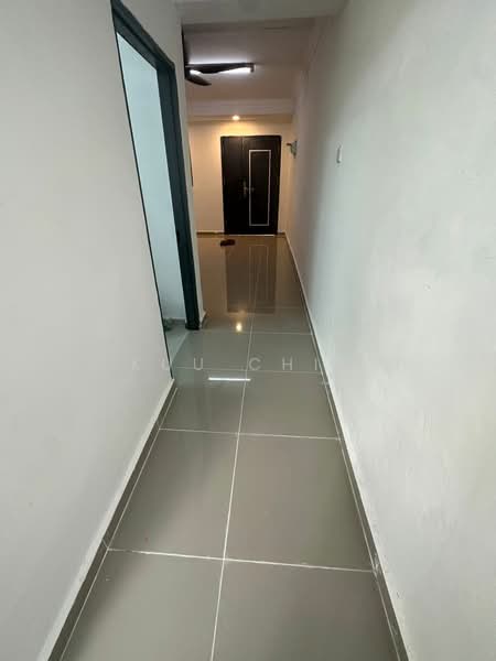 2-storey Terraced House for Sale in Taman Daya (Johor Bahru) - Kuu Chin - Corridor - PropertyGuru.com.my