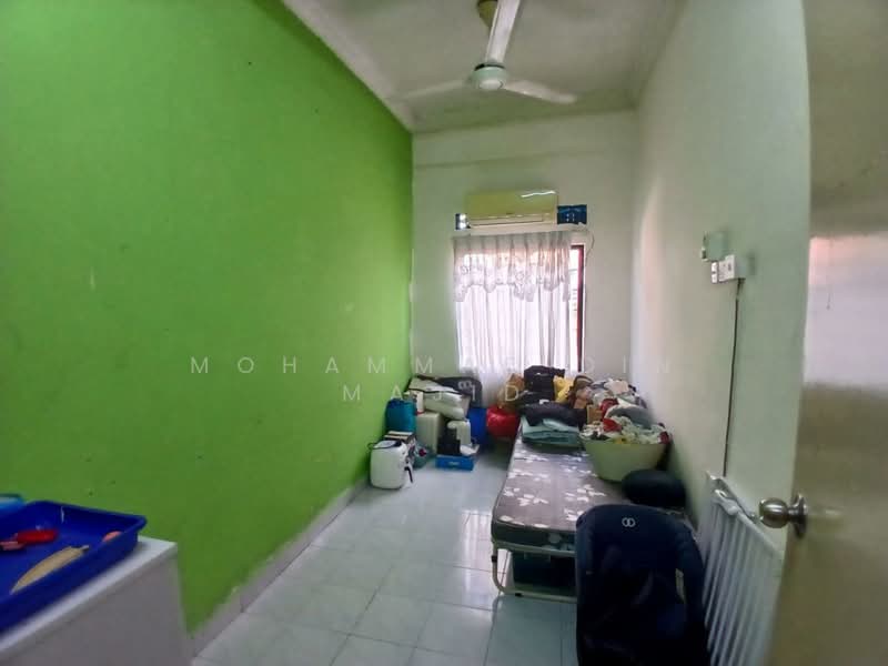 2-storey Terraced House for Sale in Taman Bukit Subang (Shah Alam) - Mohammad Din Majid - PropertyGuru.com.my